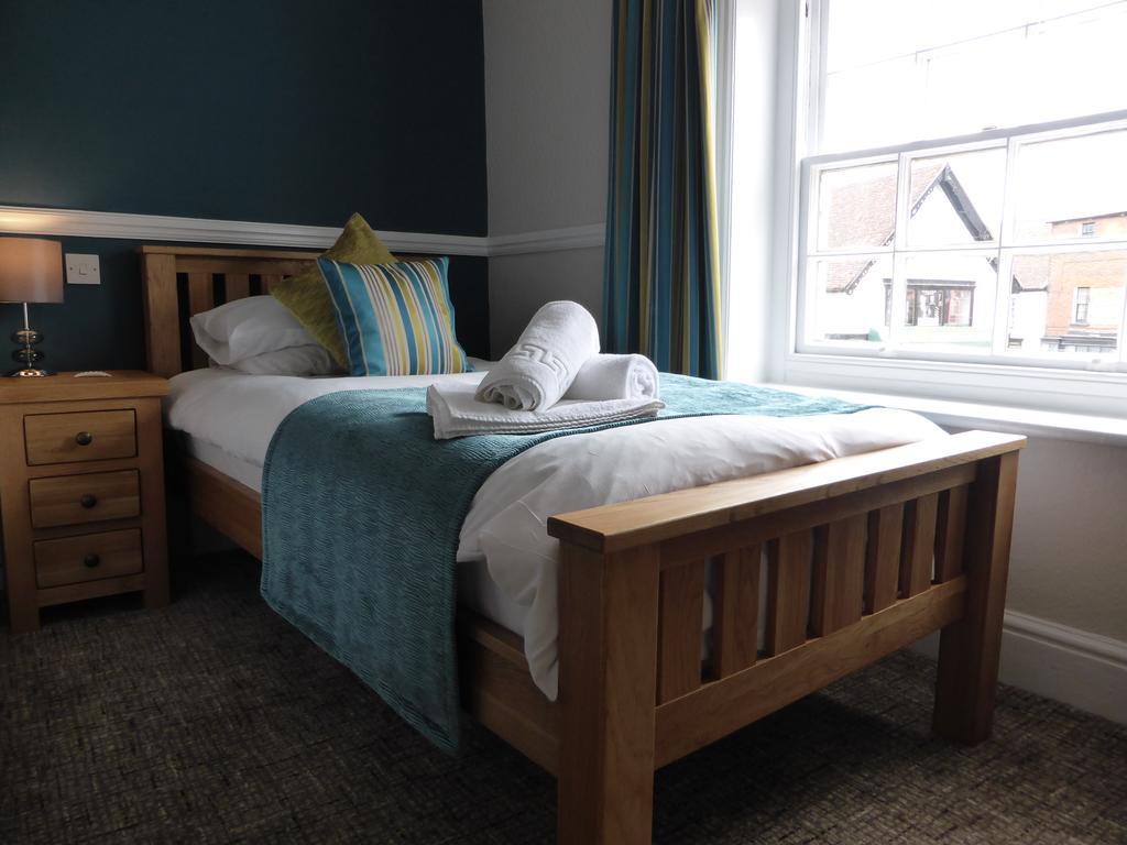 The Swan Inn Sturminster Newton Dış mekan fotoğraf